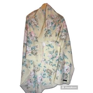 Large Vintage Made In Italy Scarf Wrap Super Soft Floral 44” x 44”